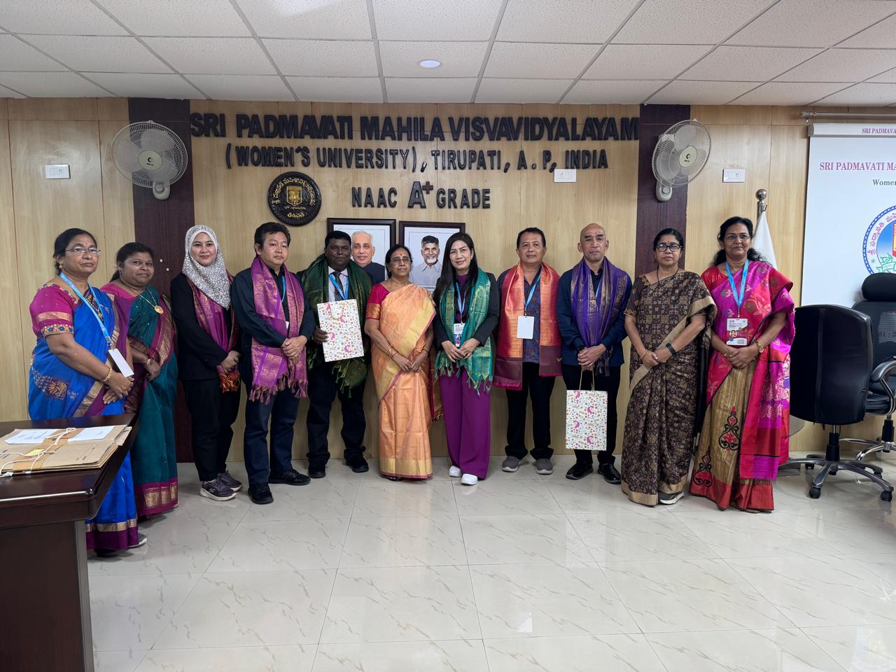 Deans and Directors from University Malaysia Terengganu, Malaysia, University Malaysia Kelantan (UMK),Malaysia, Udayana University, Indonesia, Maejo University, Thailand interacted with Prof.V.Uma, Hon’ble Vi